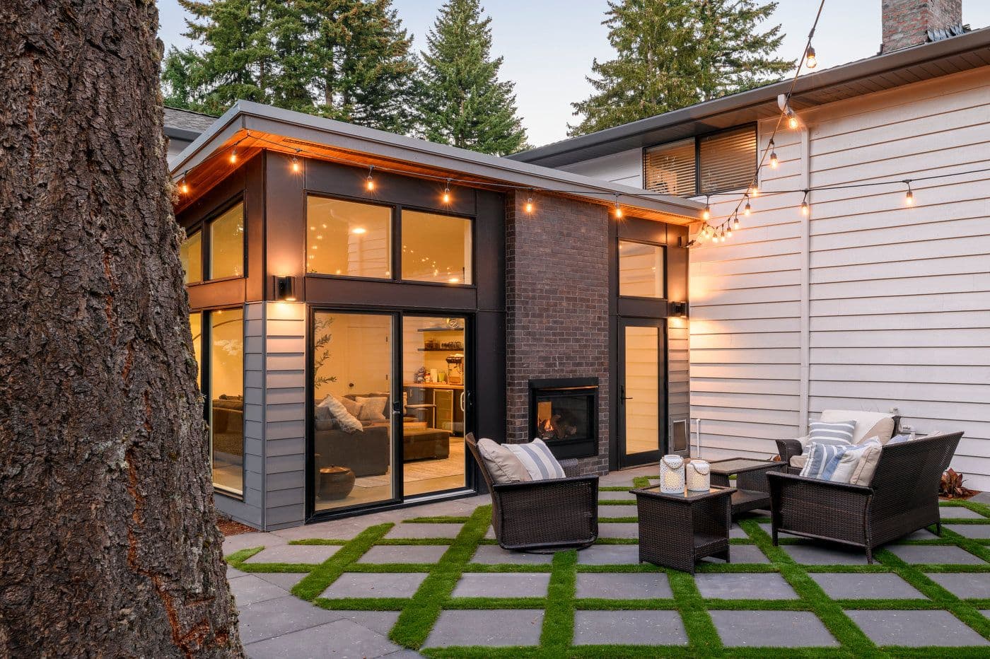 Bellevue Addition Photo 1